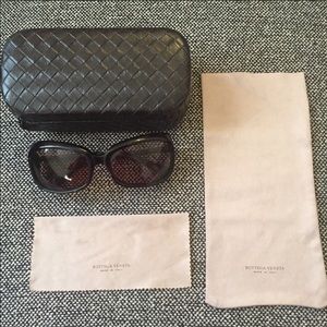 Bottega Venetia Sunglasses Style 92/s